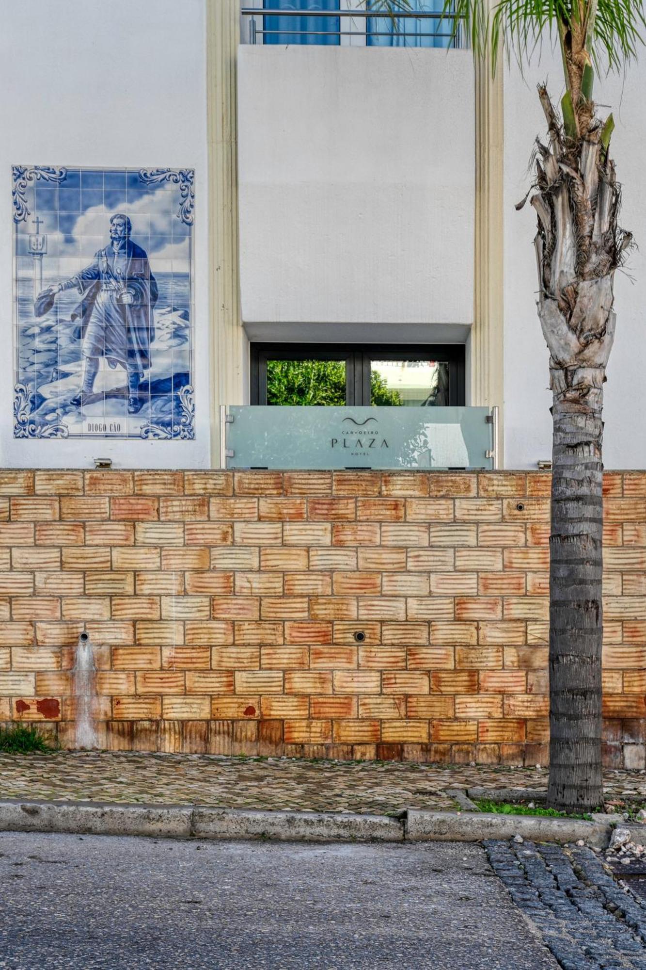 Hotel Carvoeiro Plaza Exterior photo