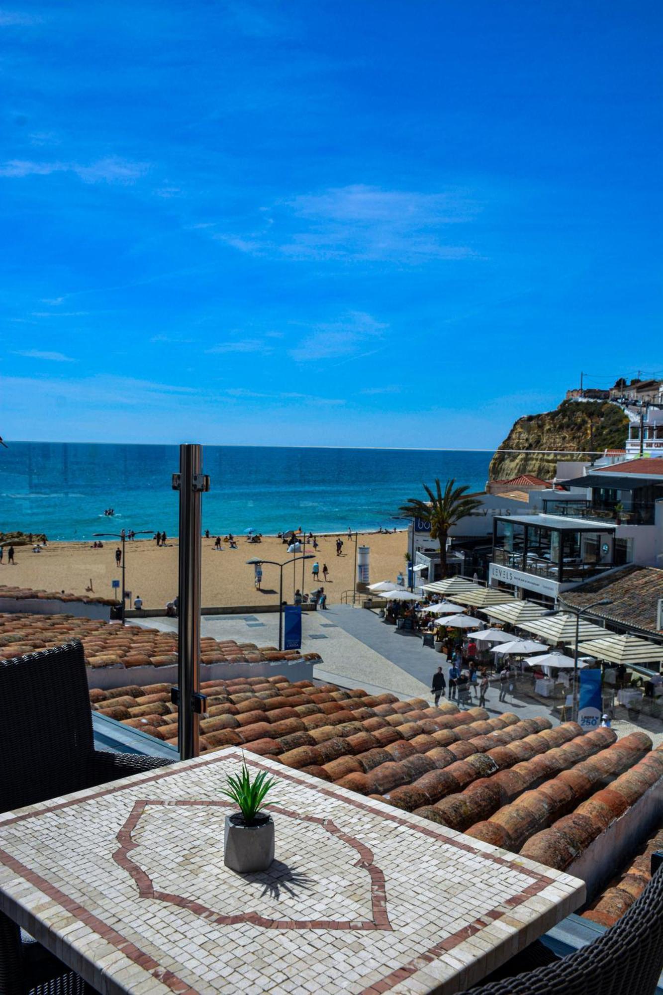 Hotel Carvoeiro Plaza Exterior photo